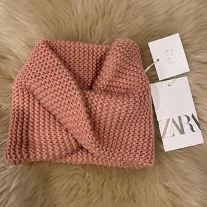 NWT Zara Winter Wrap